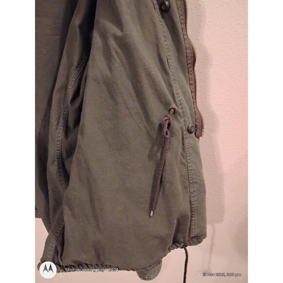 Rothco size large olive green M-65 field jacket with shoulder epaulettes and poc - Picture 5 of 6